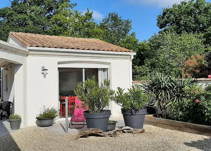 Maisonnette Сasa de vacaciones *